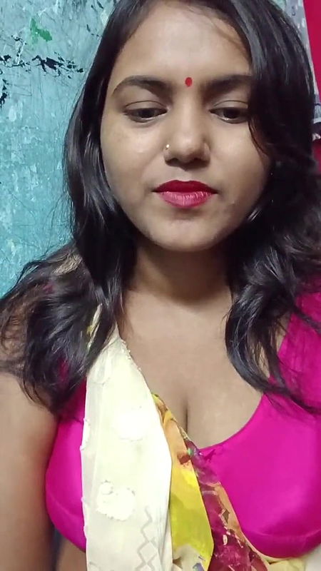 Indian Beautiful Lady with Two Guys in Bathroom Bathroom Car College Maid Mature School Uniform Taxi Teacher Uniform Indian