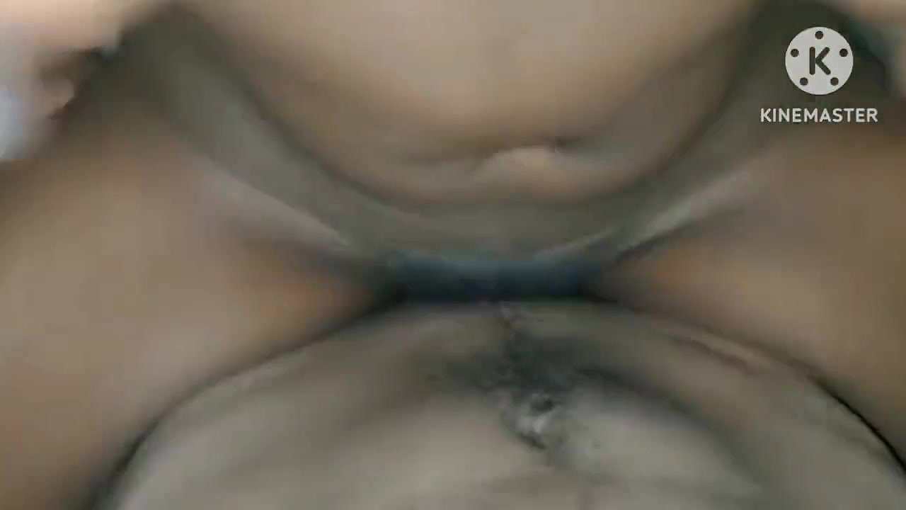 Desi girlfriend ki chudai oyo hotel room mein le jake bahut masti se chudai kya bahut royi dard ke mare itna maje se 3