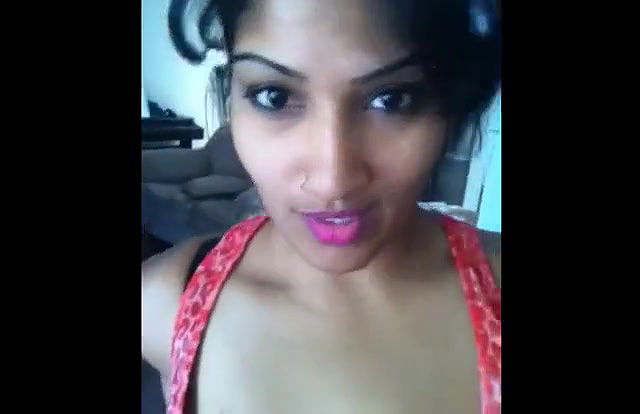 indian babe namitahoing how touck cock