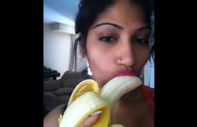 indian babe namitahoing how touck cock
