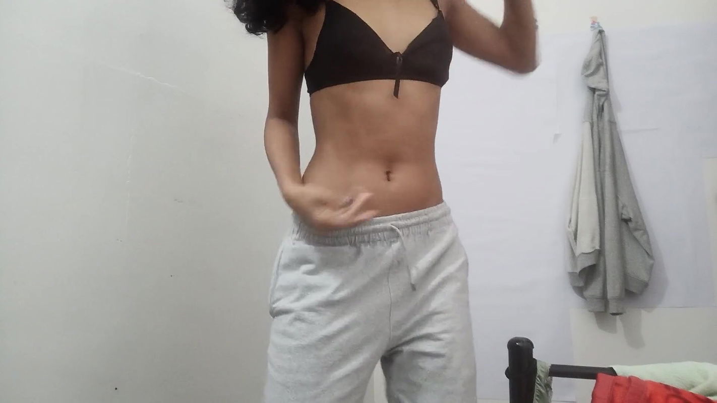 18 Virgin Sex – Playful blondie enjoys a sex toy