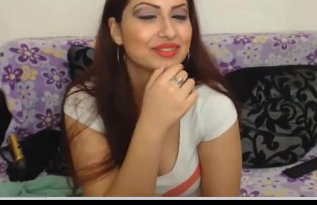 indian beauty intimate moment on cam