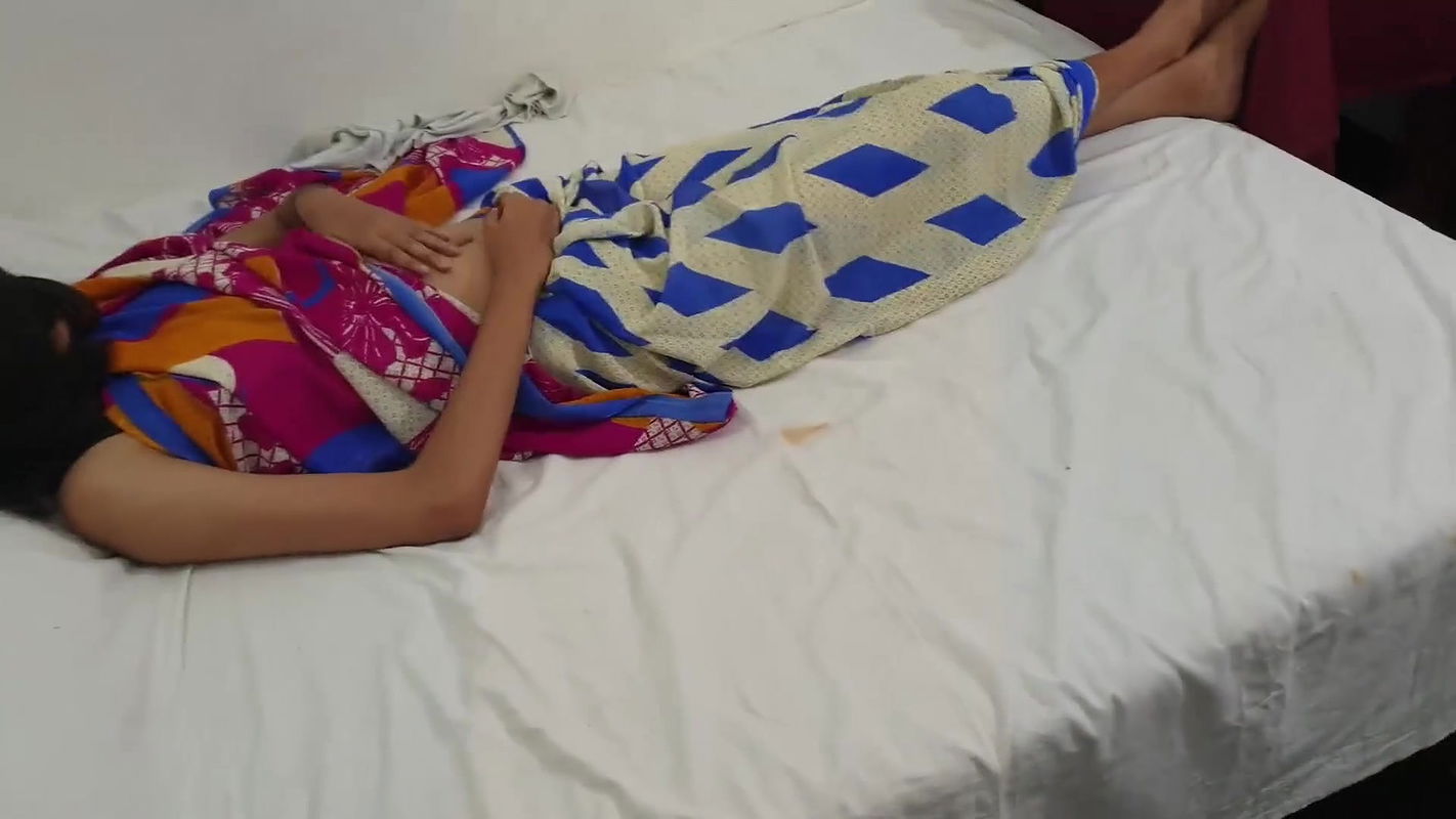 18+ Desi Bhabhi Uncontrollable Orgasm Pussy Sucking