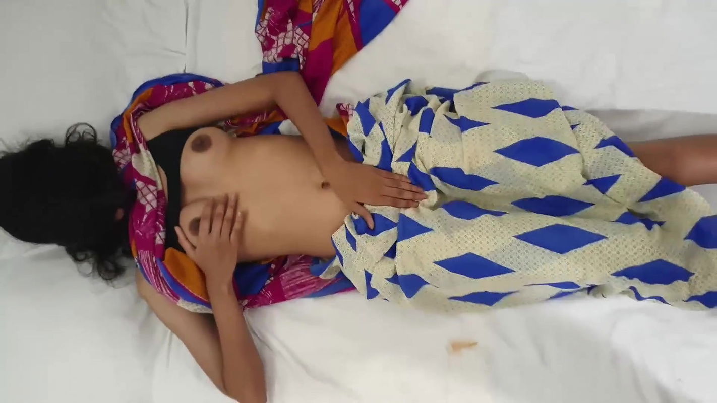 18+ Desi Bhabhi Uncontrollable Orgasm Pussy Sucking