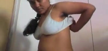 indian bhabhi changing licking