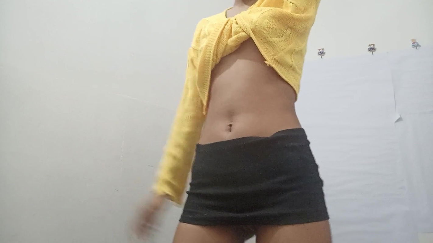 18+ Risky orgasm while my parents are in the bedroom I’m jerking off in the bathroom