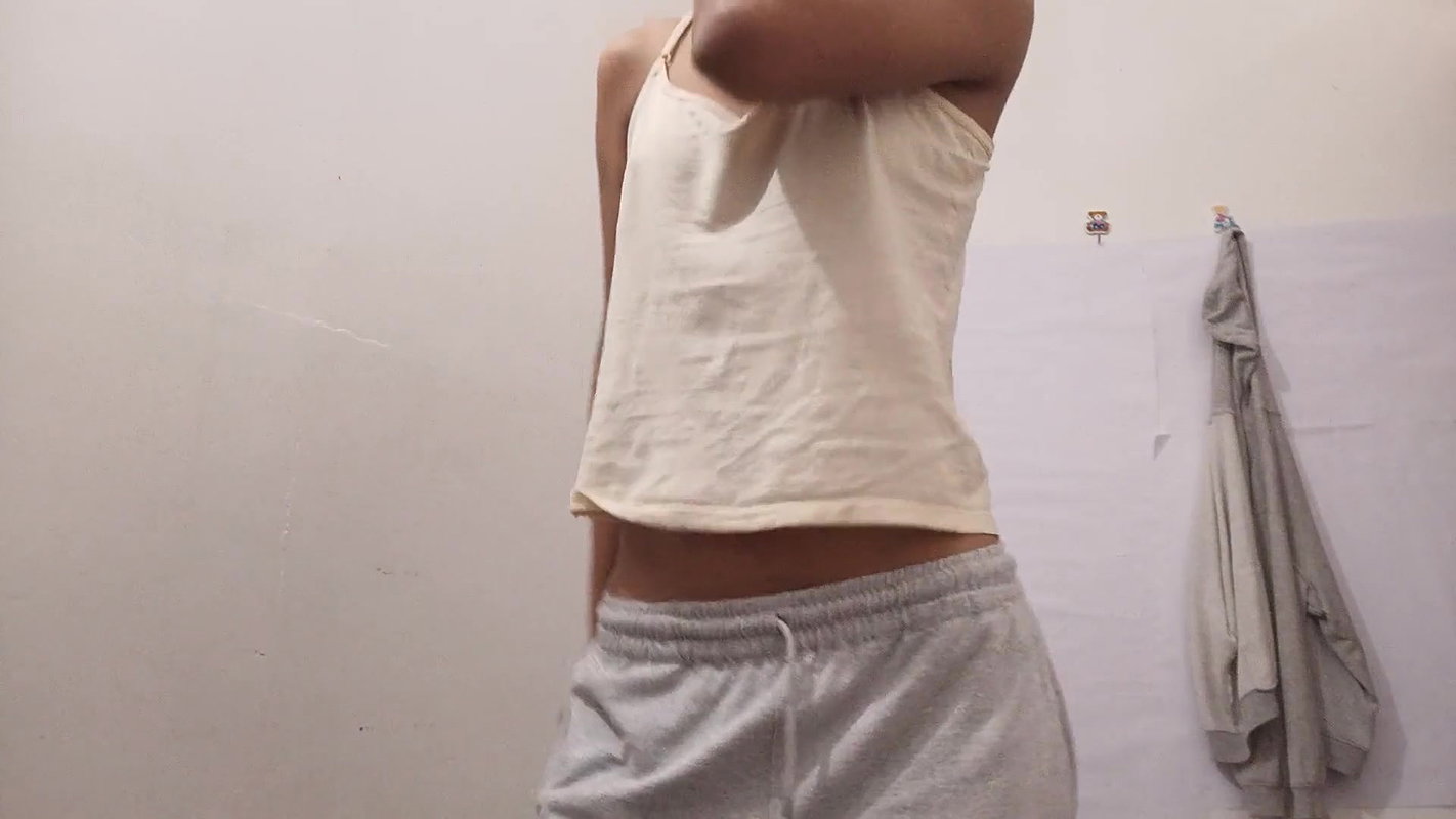 19 Year Old Teen Queen Gets Naked For You