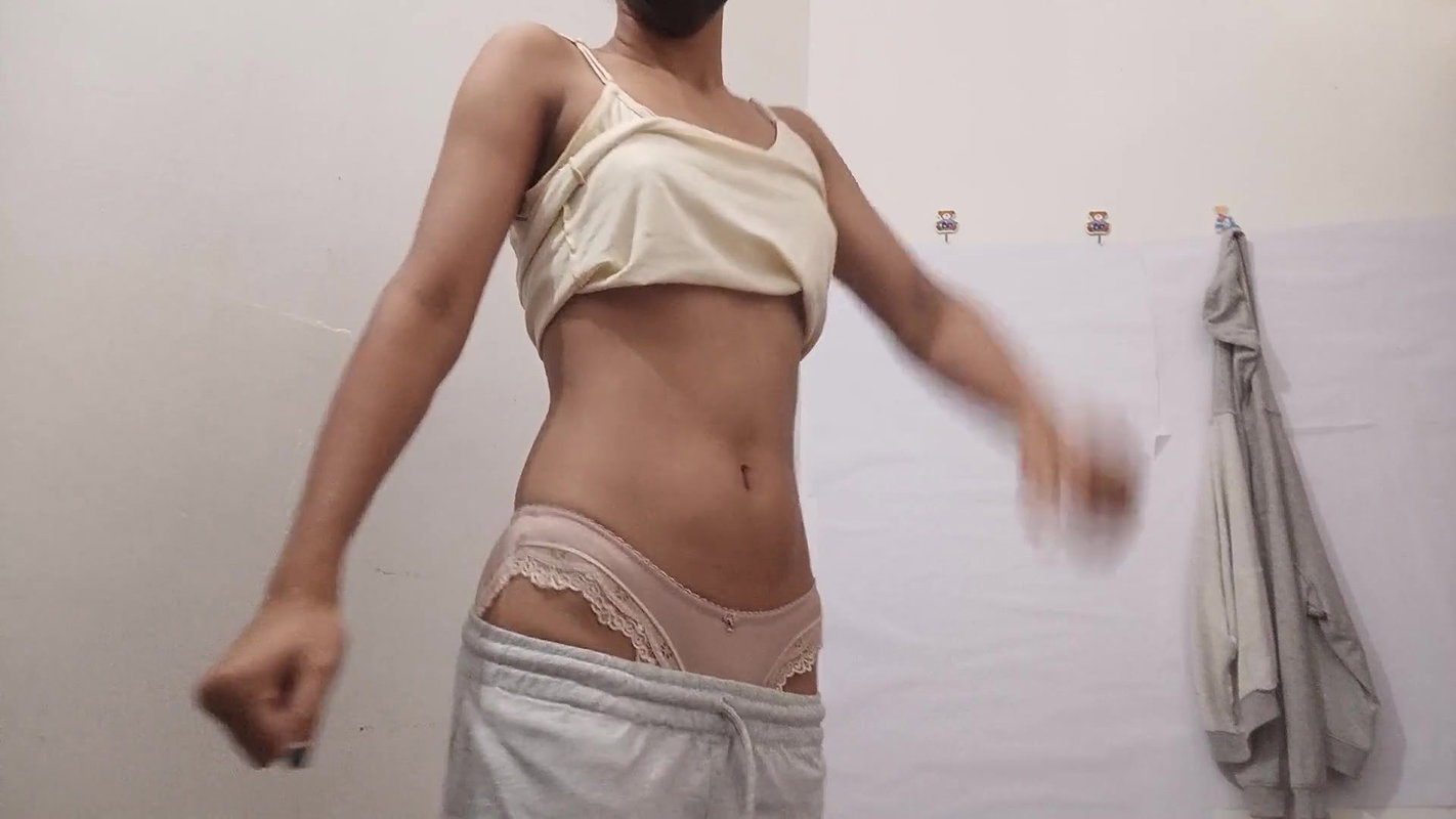 19 Year Old Teen Queen Gets Naked For You