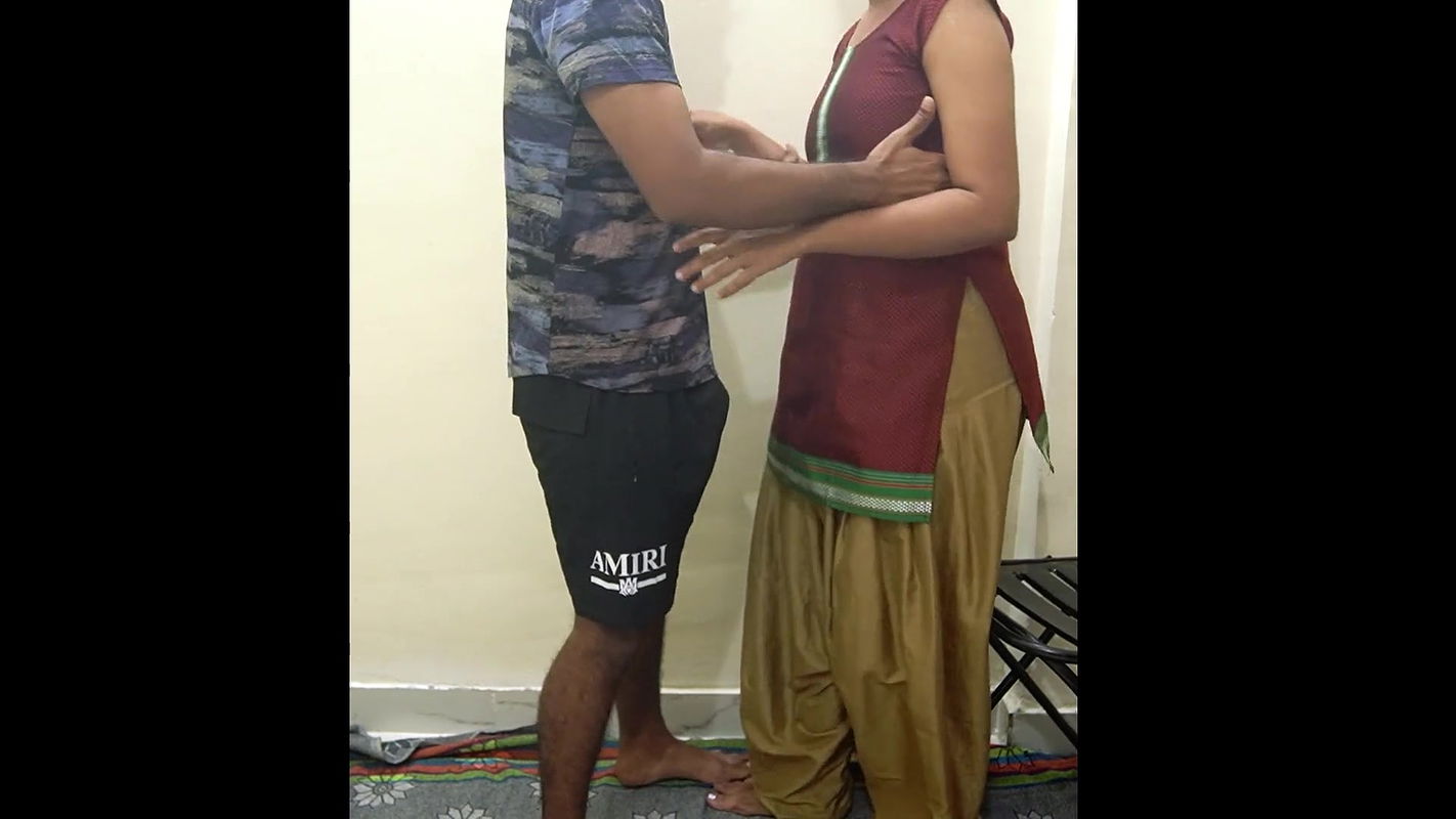 A Naughty Step Sister Can’t Handle Being Horny