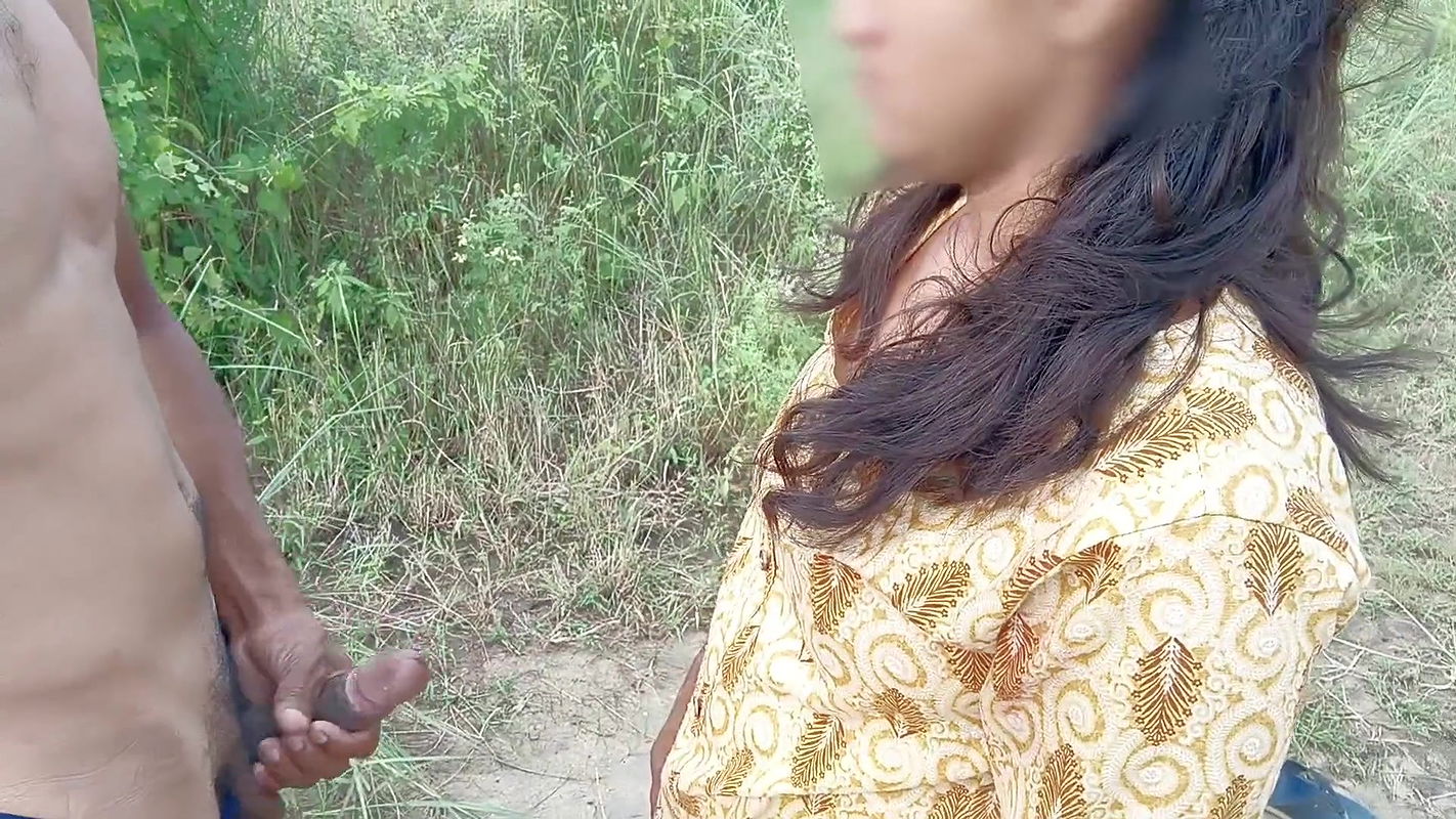 A village girl fucking hard in her wet pussy with his ex boyfriend in the forest area