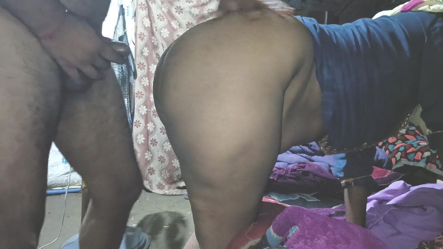 Aaj Bohot dino baad Bhabi ki Gand Marne mai maja aaya