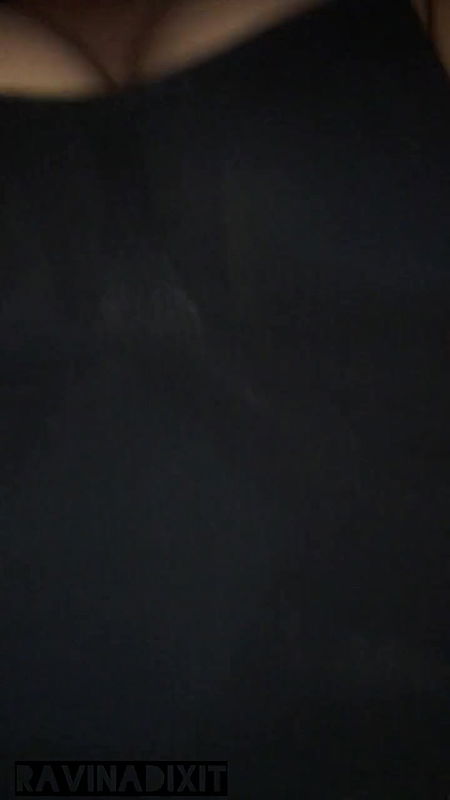 Aaj to sale ne chod chod ke chut fad di . Horny desi girl fucking hard with Hindi voice