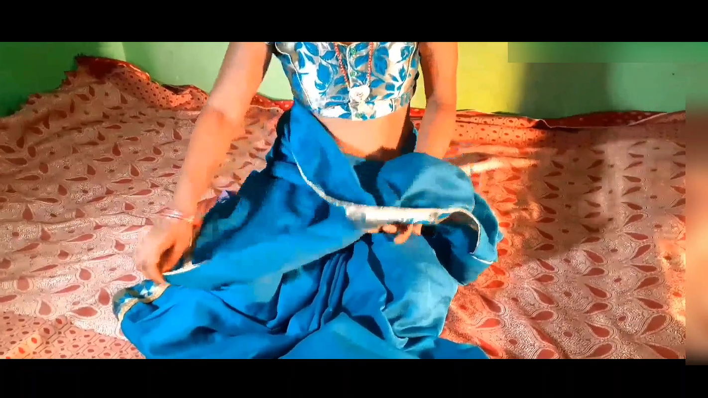 After wearing every saree, the sister who was got freed by removing her bra Desi hard fuck Sex