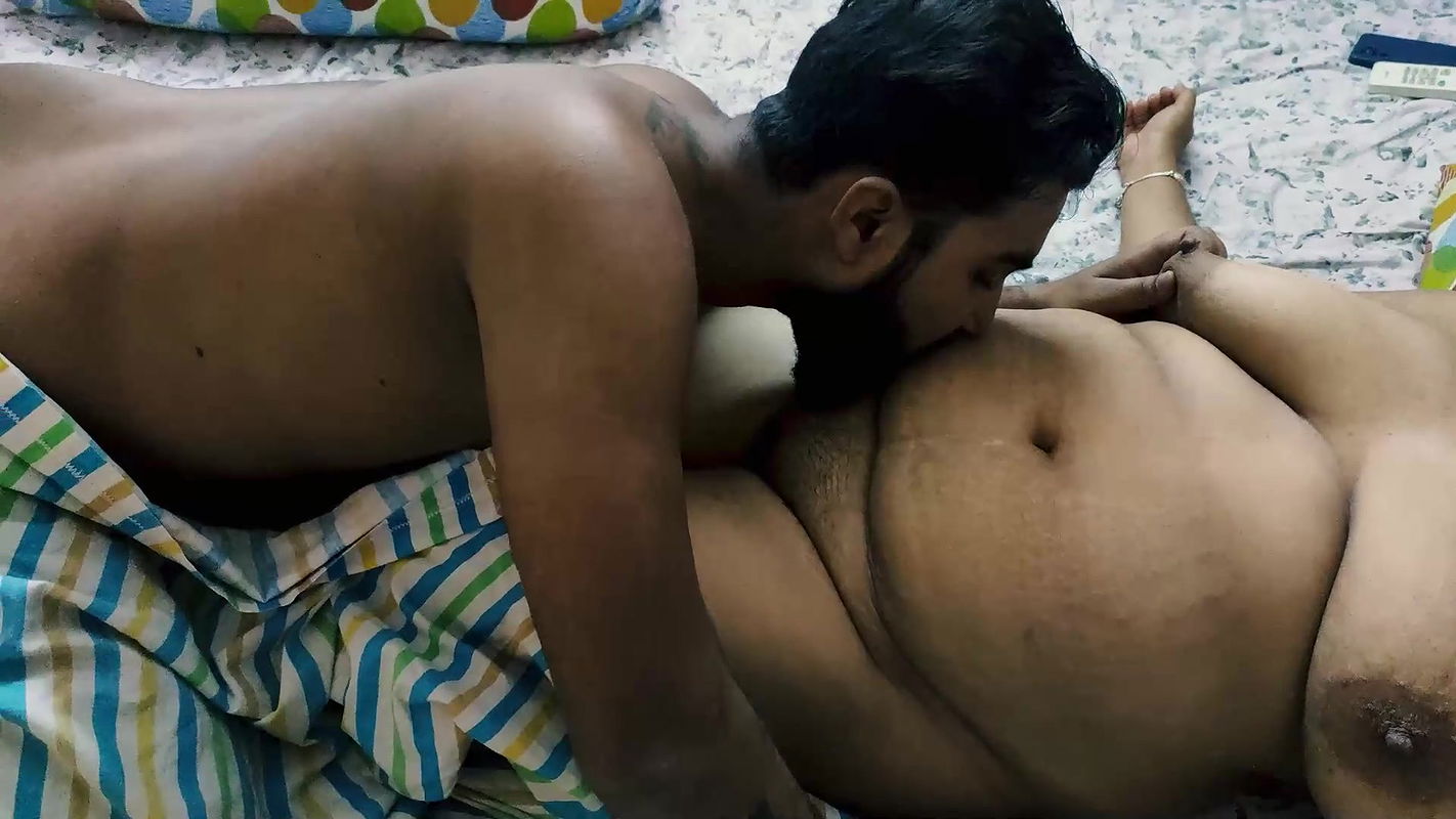 Afternoon sex with my hot MILF girlfriend hardcore