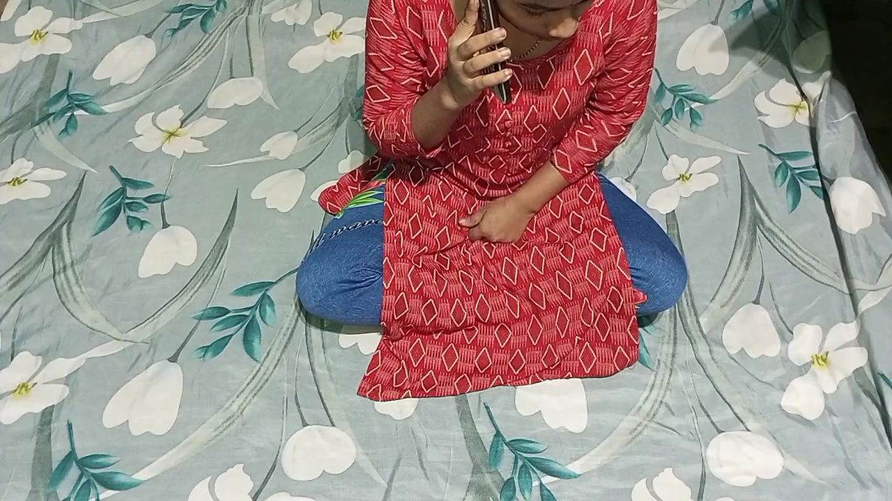 Akele Bhabhi Podosi Bhai Ravi Ko Bulake Khud Ka kiya chudai Desi Sex Video Hindi Audio