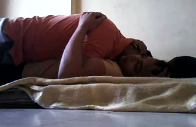 indian college babe pussy licked fucked moaning