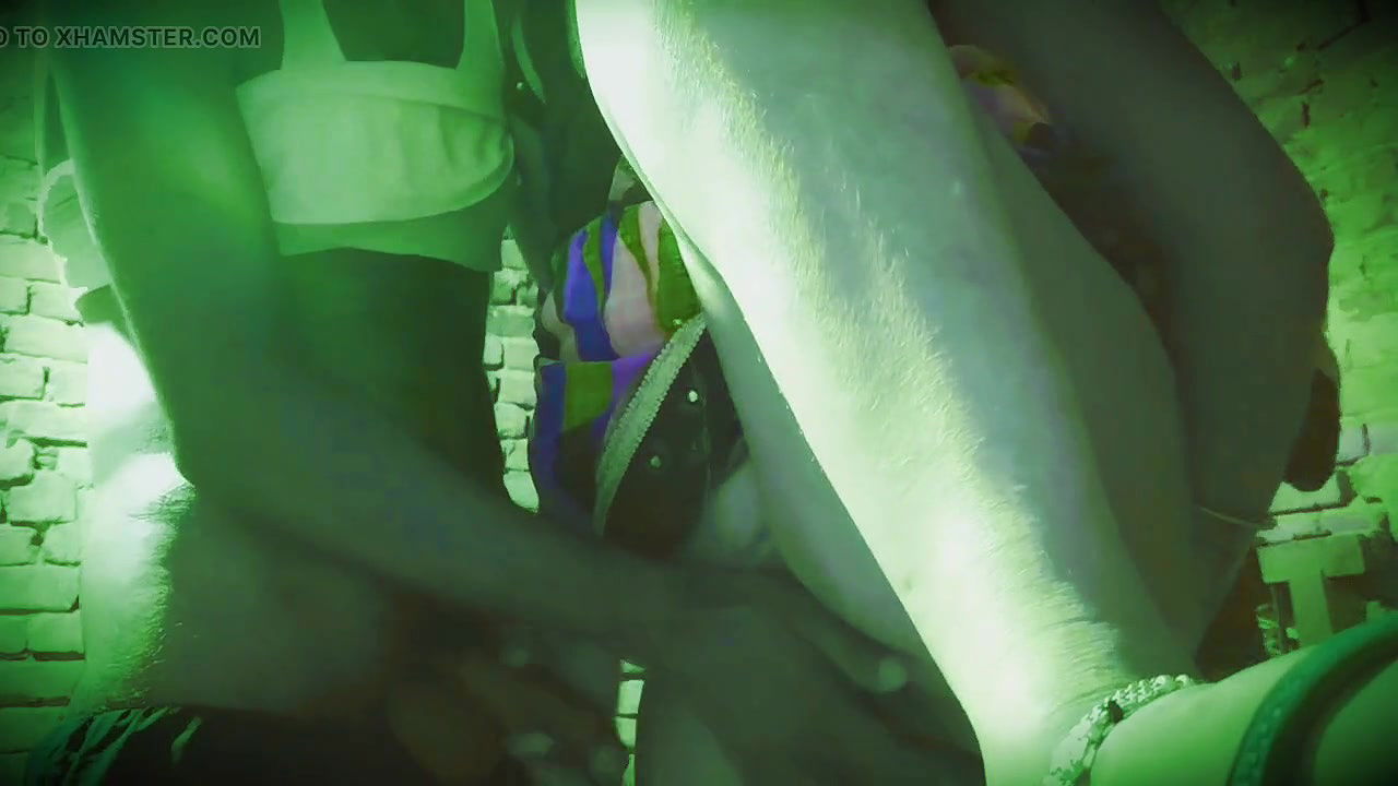 Andheri raat me Maine apni pados wali kanchan Chachi ko thook lagakar khoob choda