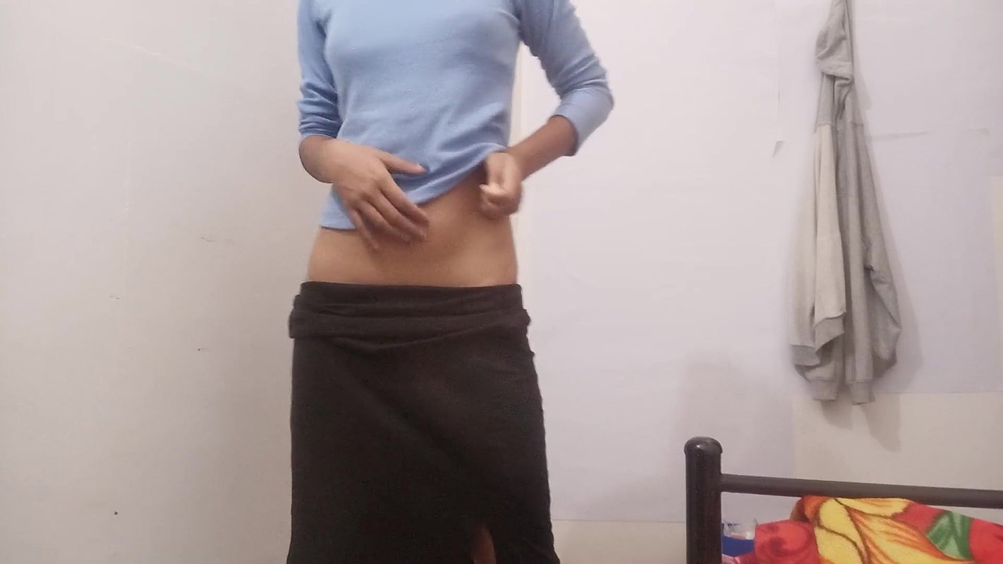 Assamese Aunty Showing Mature Hairy Pussy