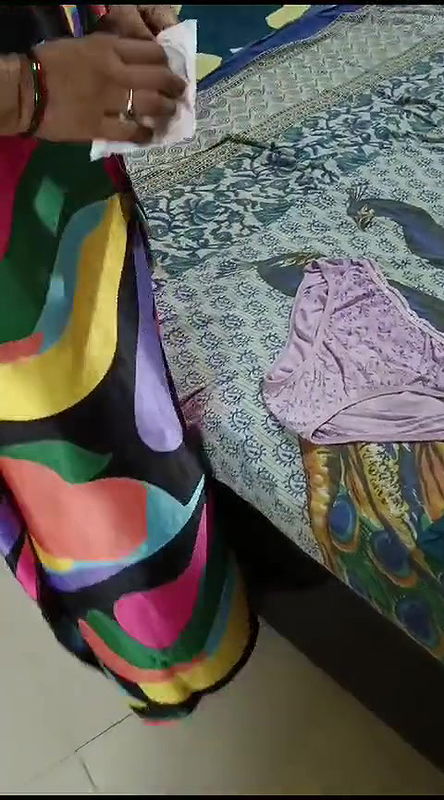 Aunty mc pad changing