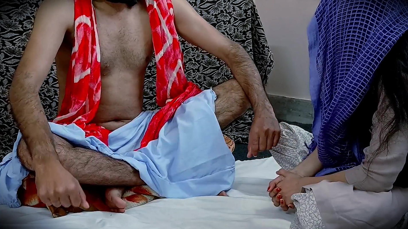 Baba ke aage Satte ke liye huyi nangi hindi sex with dirty story