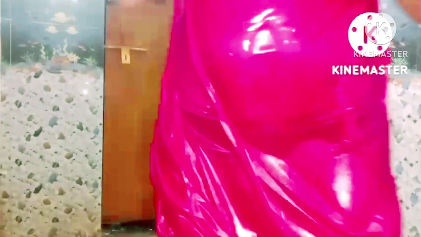 Bahu ki jawani dekh sasur ka launda khada ho gaya full hot bathing stepsister and hot bhabhi