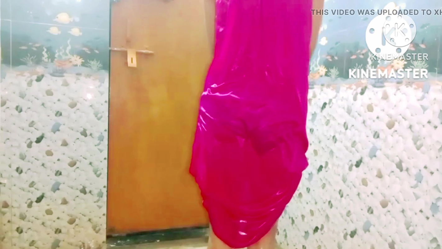 Bahu ki jawani dekh sasur ka launda khada ho gaya full hot bathing stepsister and hot bhabhi