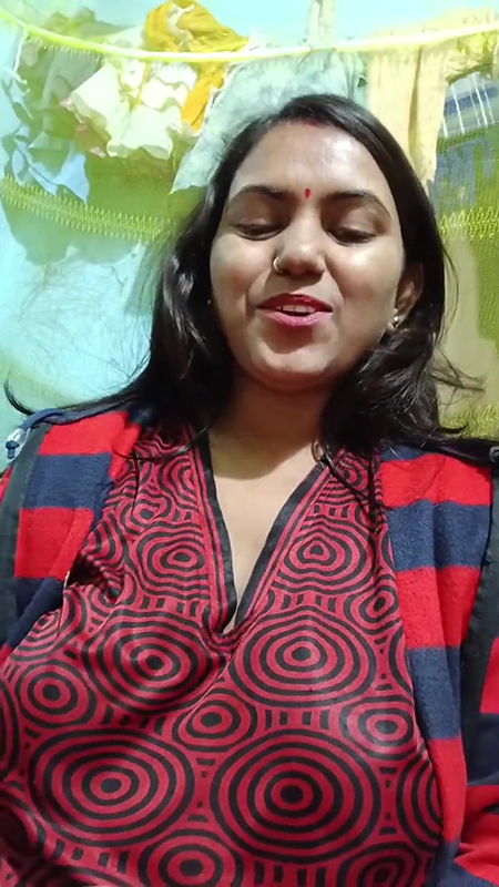 BATHROOM fun with INDIAN DESI GIRL PARNITA