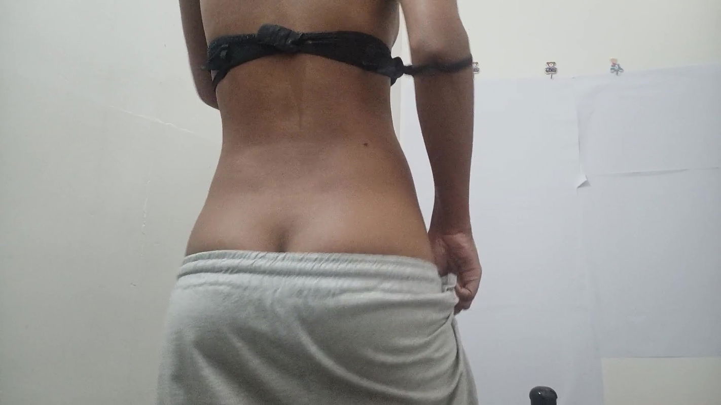 Beautiful desi indian girl fucked by boyfriend