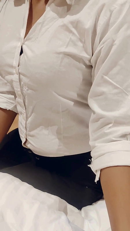 Beautiful Hotel Receptionist Fucked by Guest Hindi Sex Audio