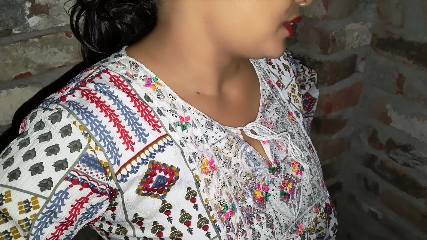 beautiful indian bhabhi got hardcore fucked by the neighbor on the terrace at night, sucked his cock and creampie in pussy part