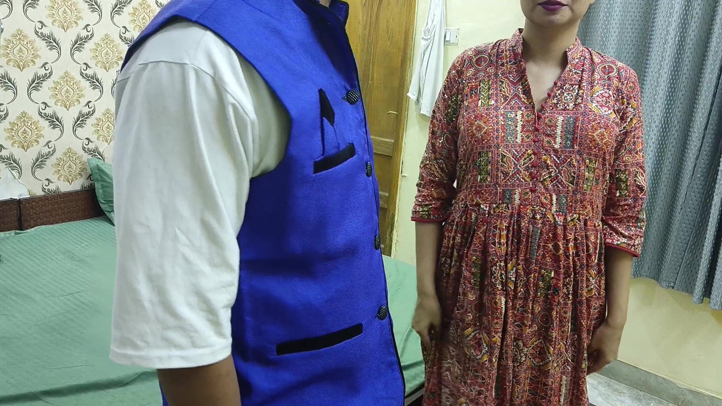 Beautiful Indian Bhabhi Having Hot and Romantic Sex. Desi Bhabhi Ki Chudai. Hot Indian MILF Fucking Hard in All Positions