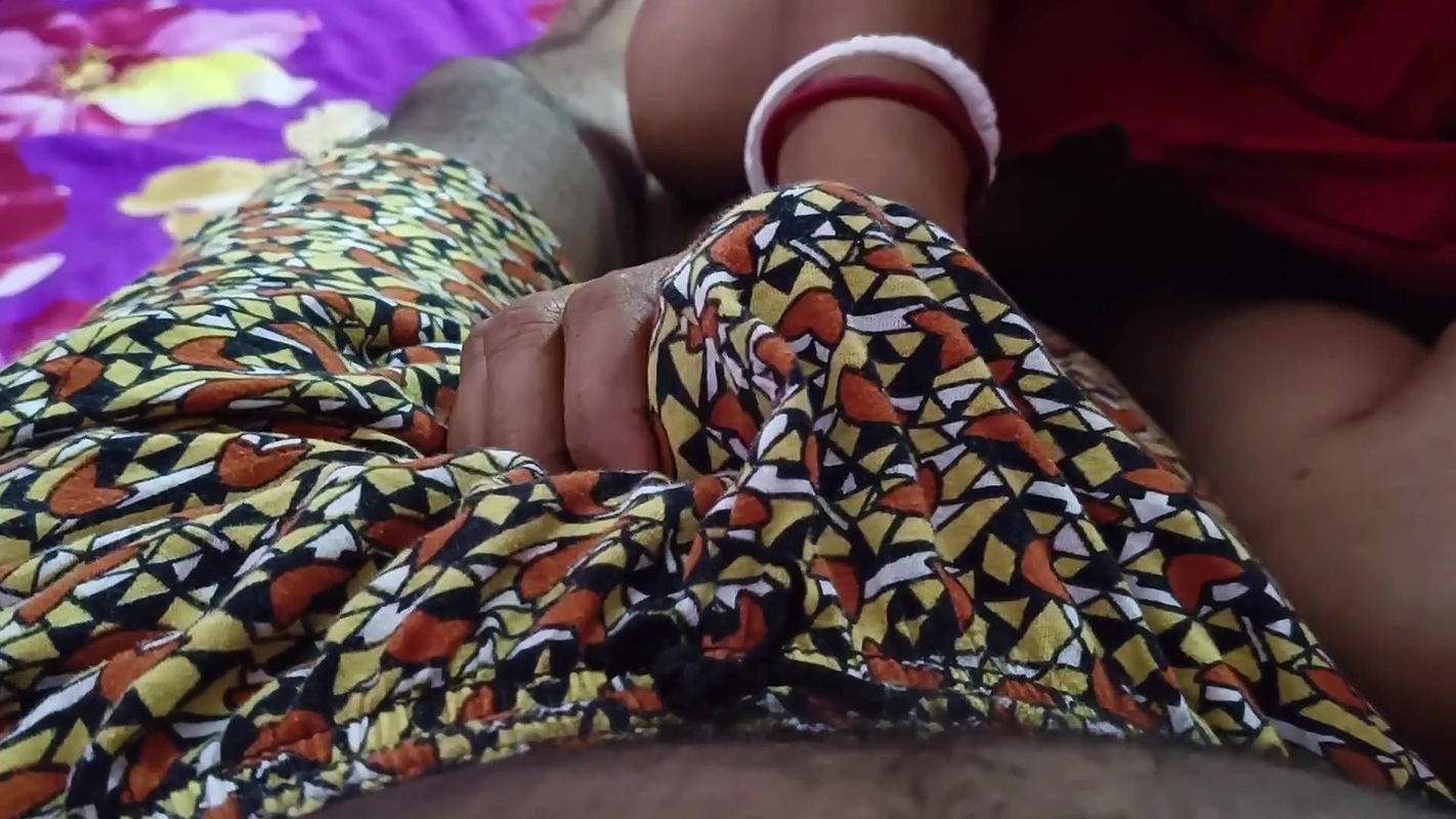 Bengali Boudi Playing with Cock