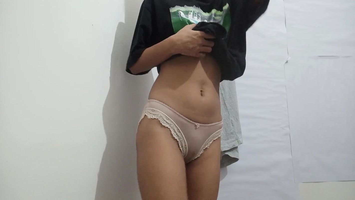 Bengali girls fingering her pussy,