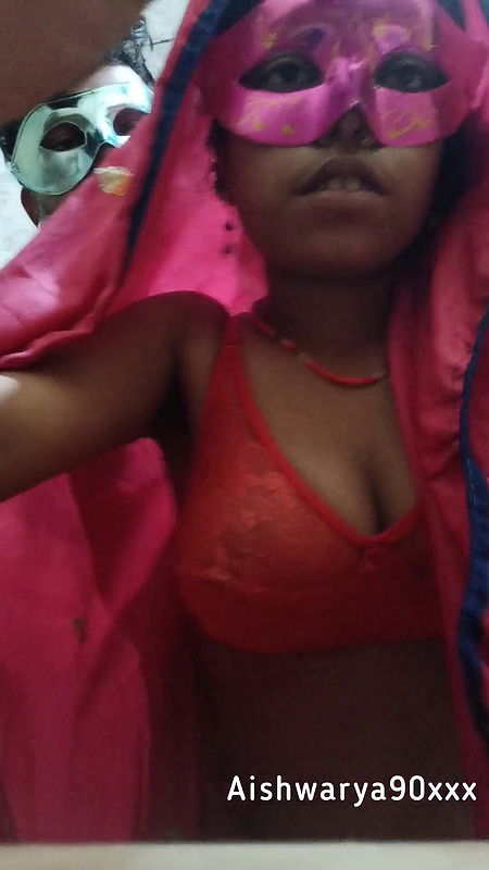 Bhabhi aapki chut bahut kasi hai Mai Roz aapko chodna chahta hu