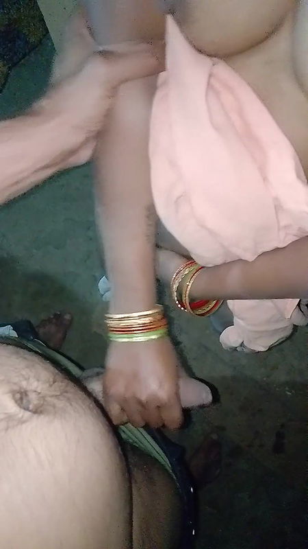 Bhabhi and Bhaiya having fun