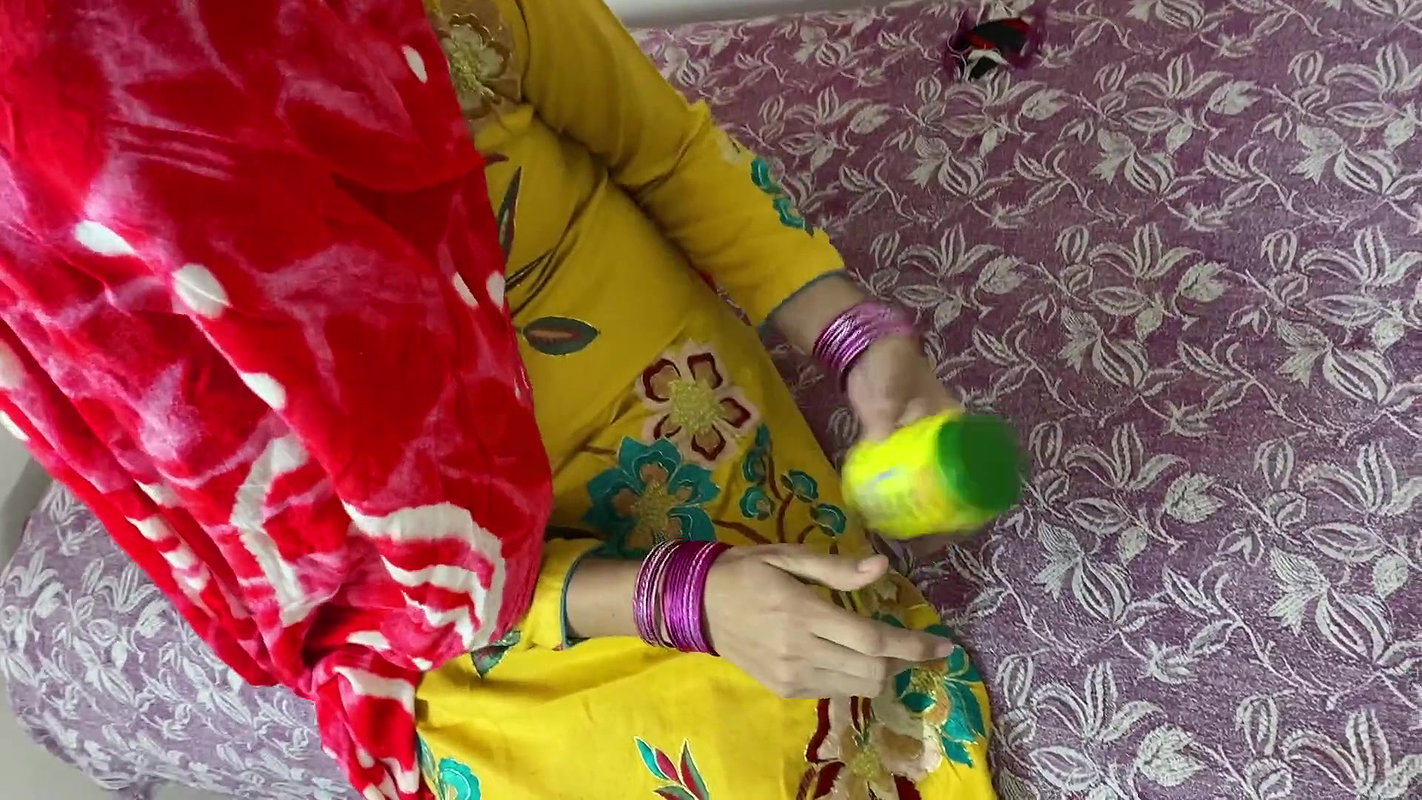 Bhabhi Became Naked After Seeing the Penis