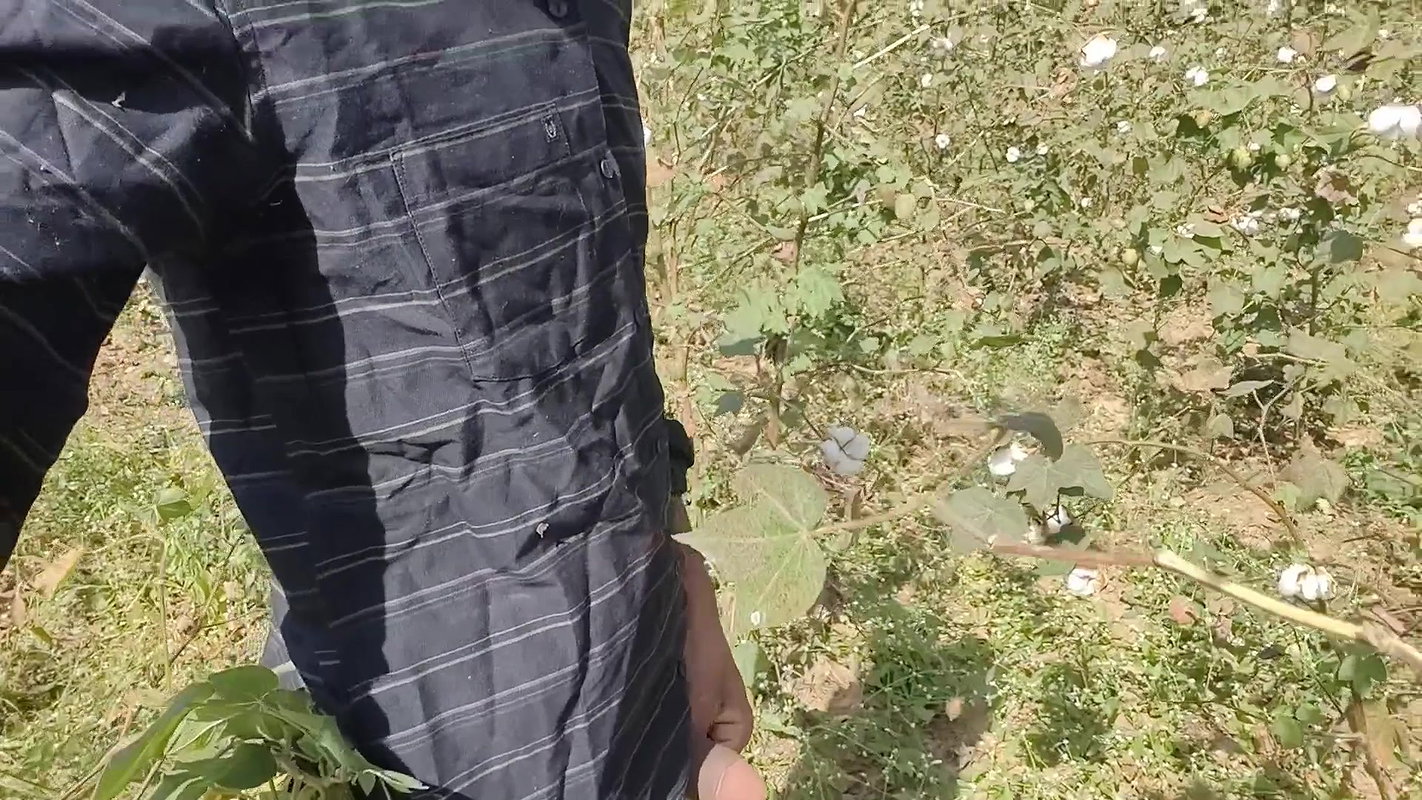 Bhabhi Dever ka mota Lund Chudai, Bhabhi ne devar ka lund nikalne me help ki outdoor jungal chudai HD