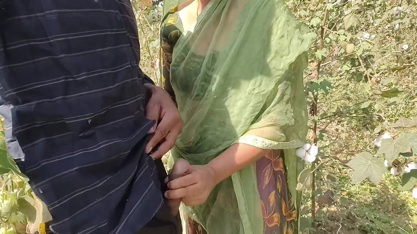 Bhabhi Dever ka mota Lund Chudai, Bhabhi ne devar ka lund nikalne me help ki outdoor jungal chudai HD