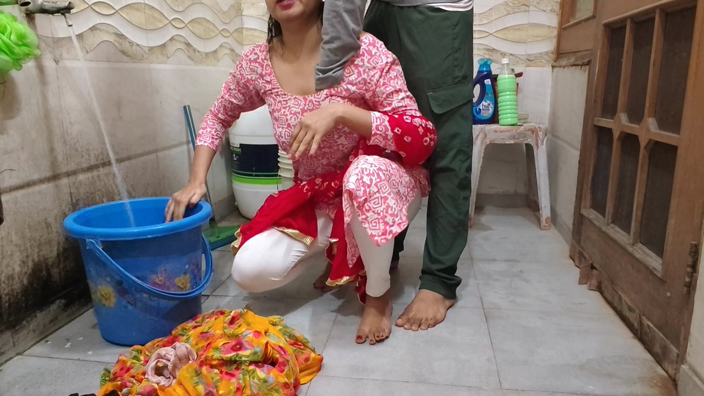 Bhabhi Fucked While Washing Clothes in the Bathroom Risky Outdoor