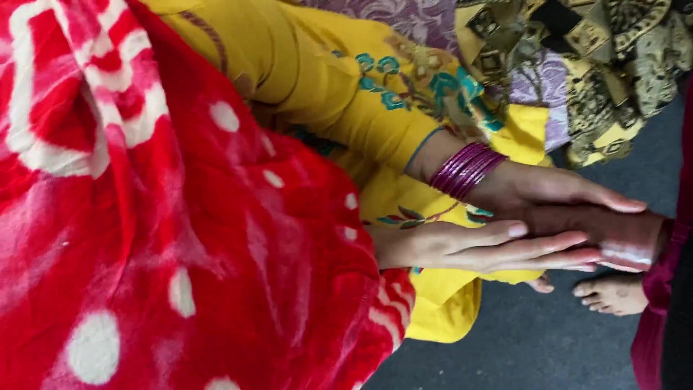 Bhabhi ke muh se aya paani mota lund dekh kr utar diye saare kapde with clear audio Full HD