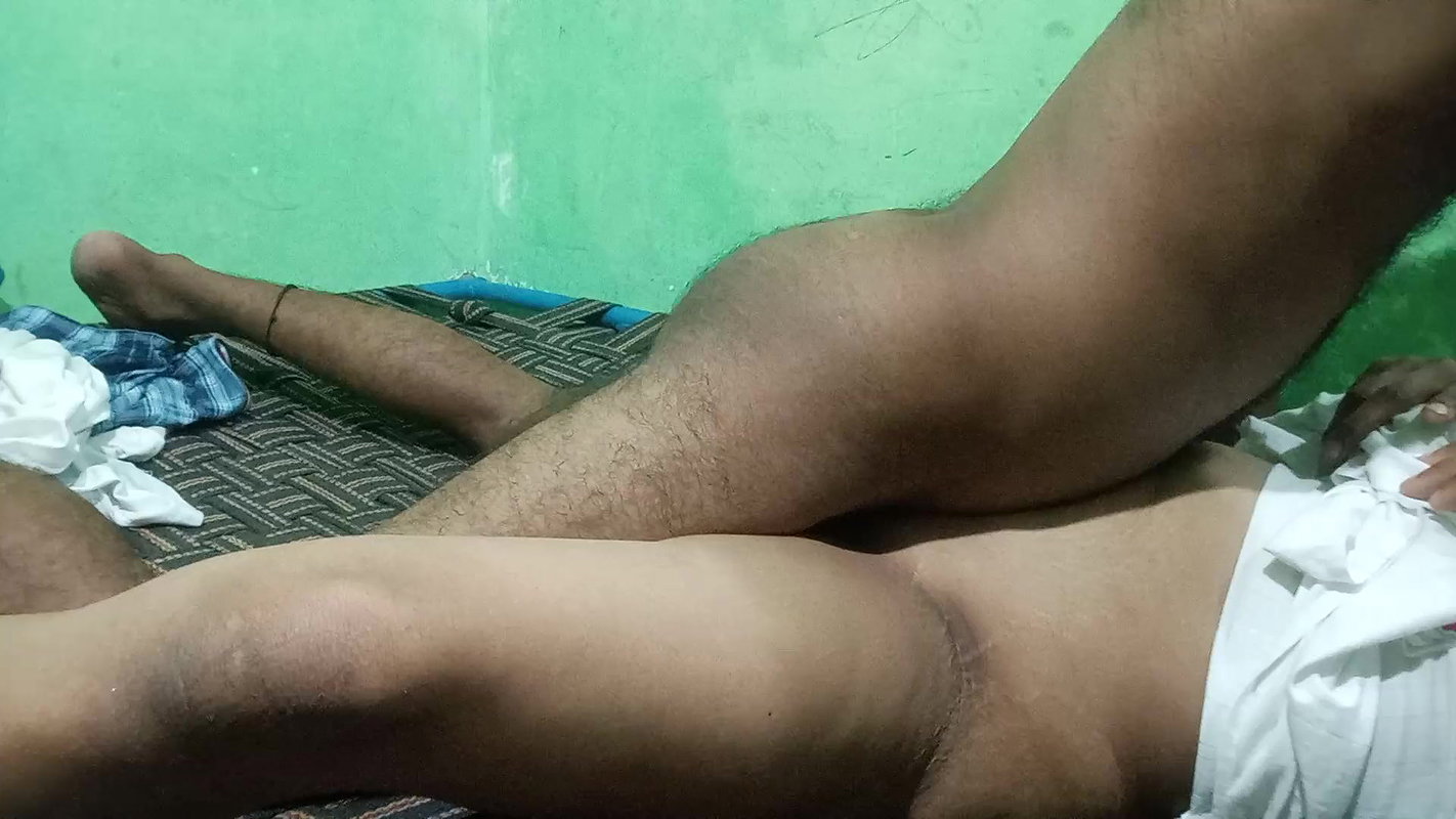 Bhabhi ki chut chudai Kiya Charpai par