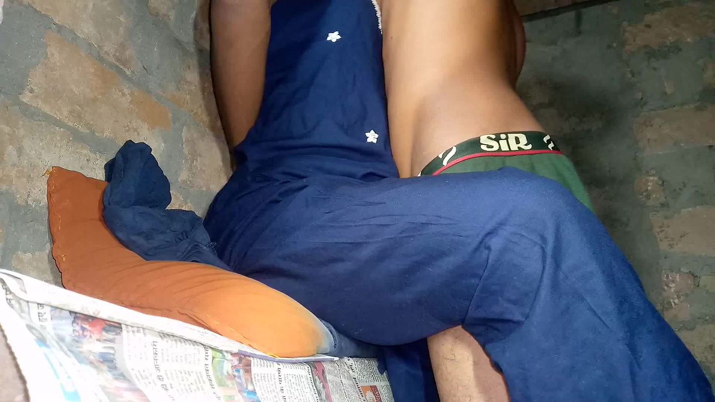 Bhabhi ko chudayi my house Hindi audio