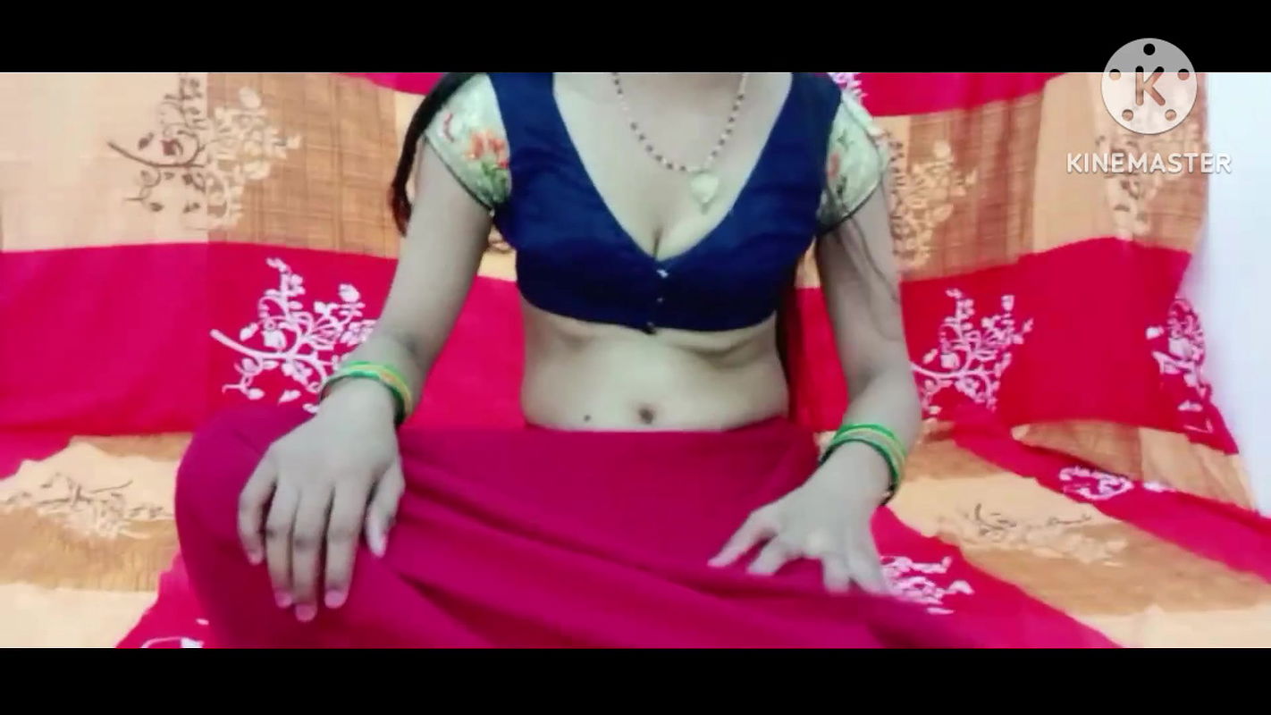 Bhabhi ko sote dekh dever ne apna lounda hilaya full hot working stepsister and stepbrother cought