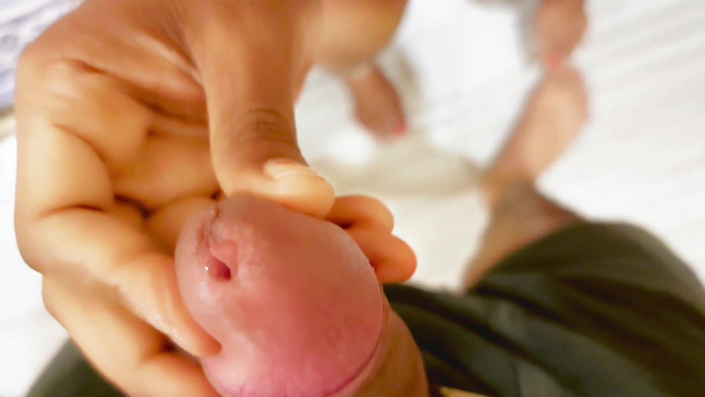 Bhabhi Ne Apne Boobs Dikhaye Boobs ko choosa Pura Or press kiye