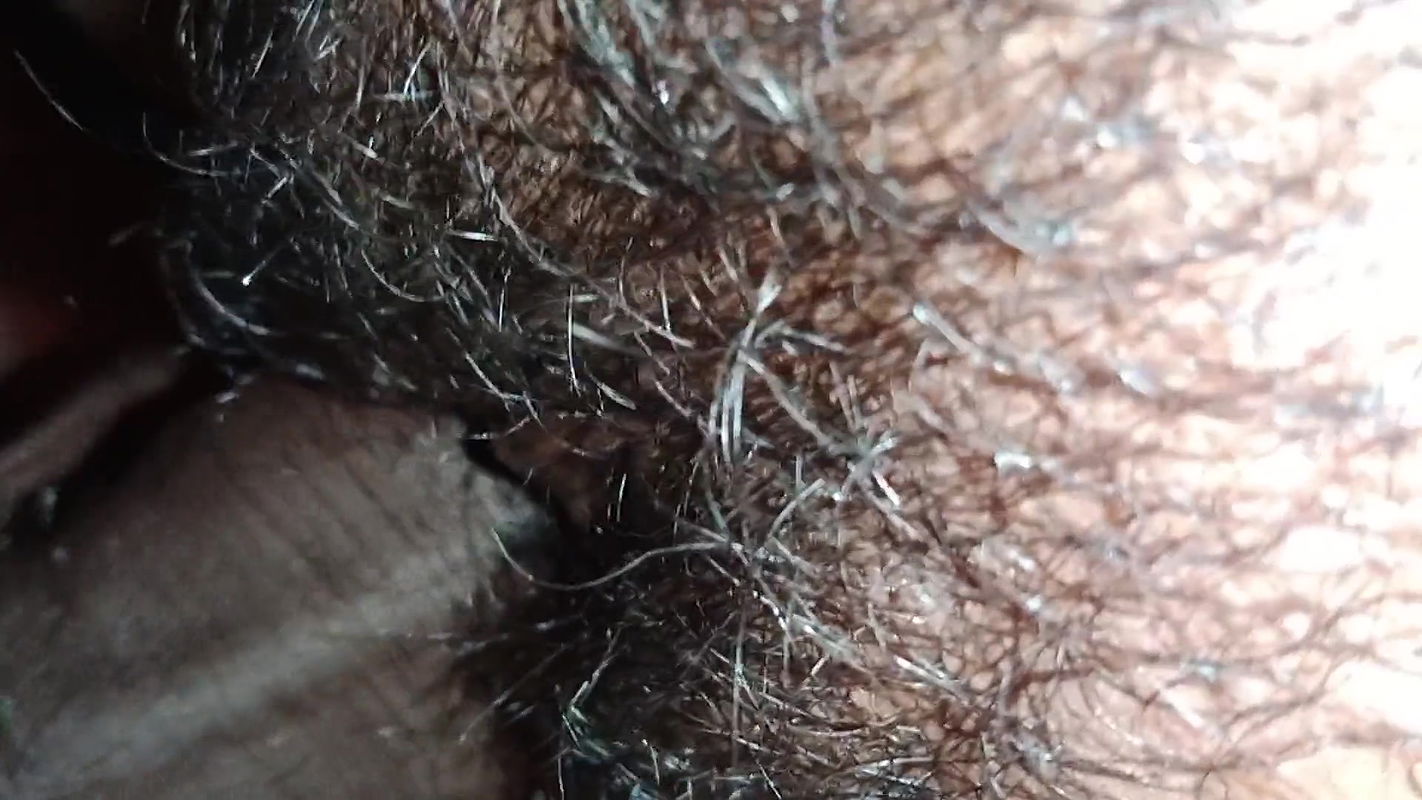 Bhabhi raised her legs and got fucked by a big dick