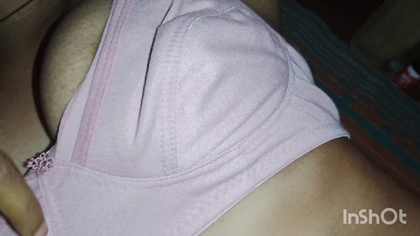 Bhabhi rubbed her brother-in-law’s thick dick on her pussy