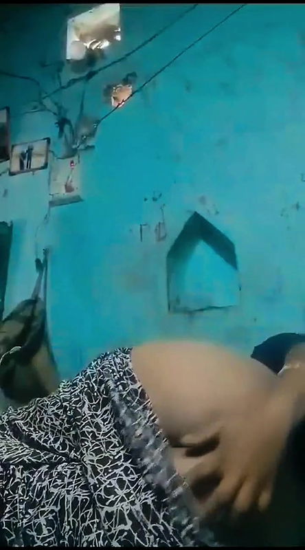 Bhabhi showing her big pussy, Desi aunty showing her big boobs,Desi bhabhi showing her pussy and boobs, Desi aunty nude video