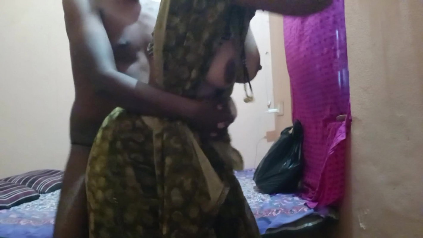 Bhabhi wore saree and mangalsutra and got her stepsister fucked by brother-in-law’s thick dick