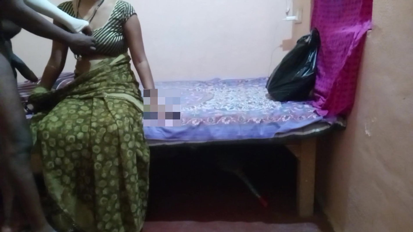 Bhabhi wore saree and mangalsutra and got her stepsister fucked by brother-in-law’s thick dick