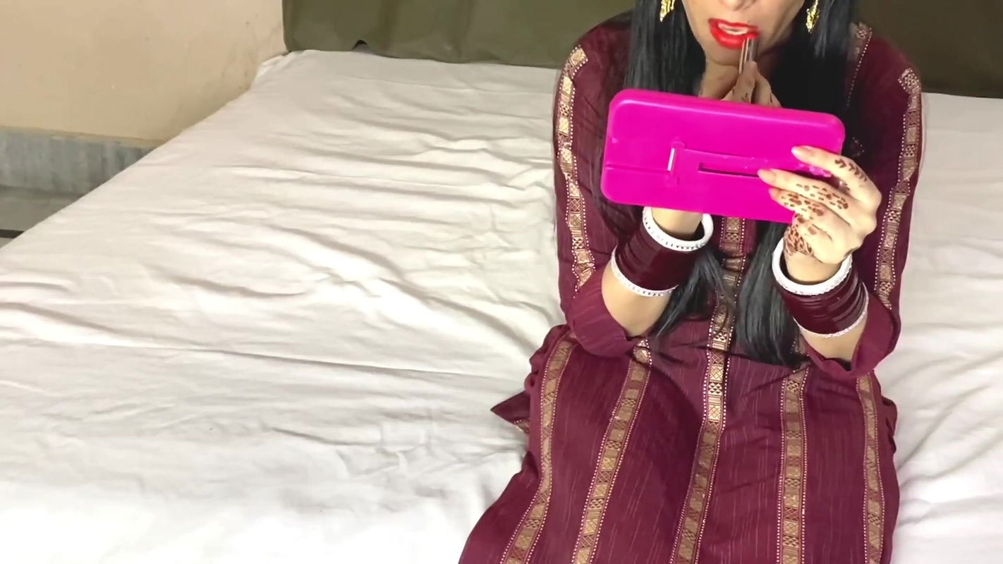 Bhabhi’s Pussy Fucking Karva Chauth Special